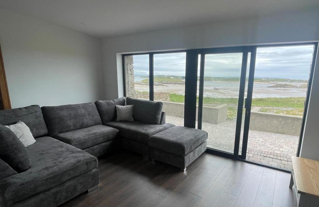 Ostan Gweedore Deluxe Apartments Bunbeg Bagian luar foto