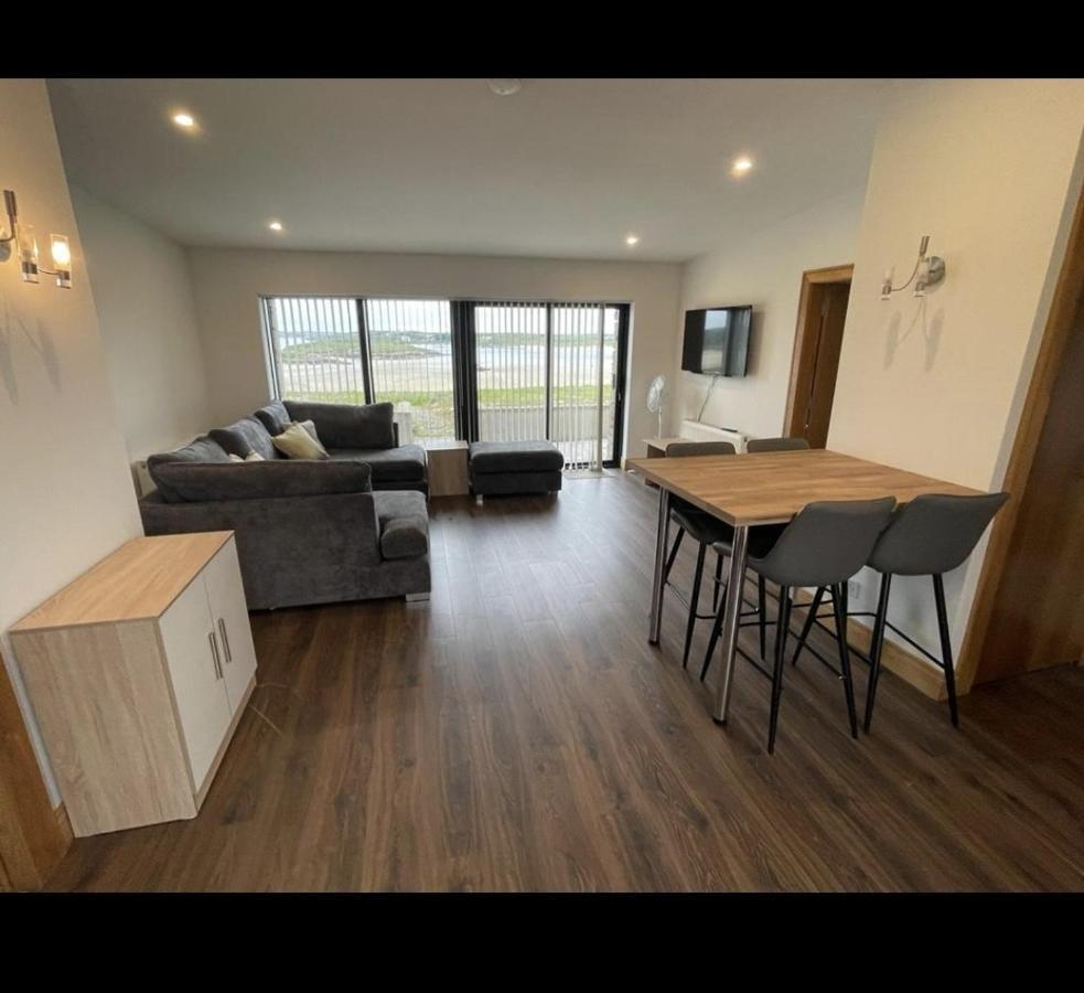 Ostan Gweedore Deluxe Apartments Bunbeg Bagian luar foto